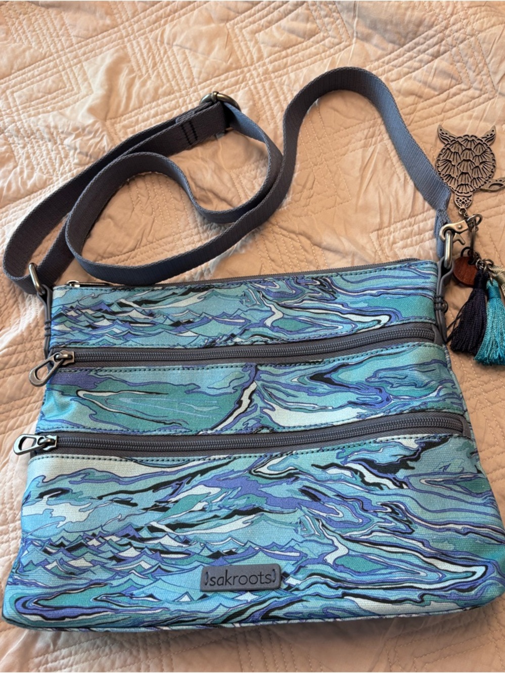 Sakroots The Sak Crossbody Bag